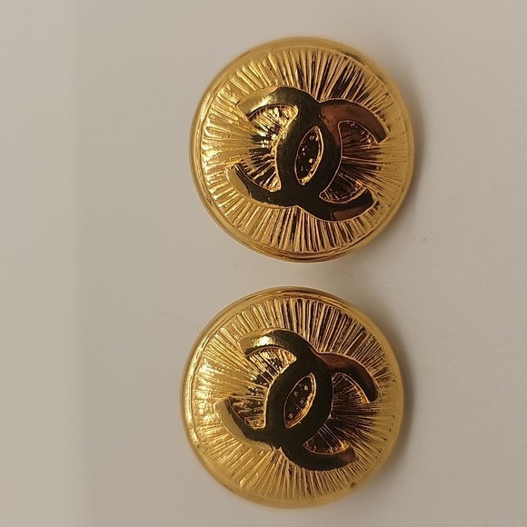 Gold-Tone CHANEL Earrings - Picture 1 of 6